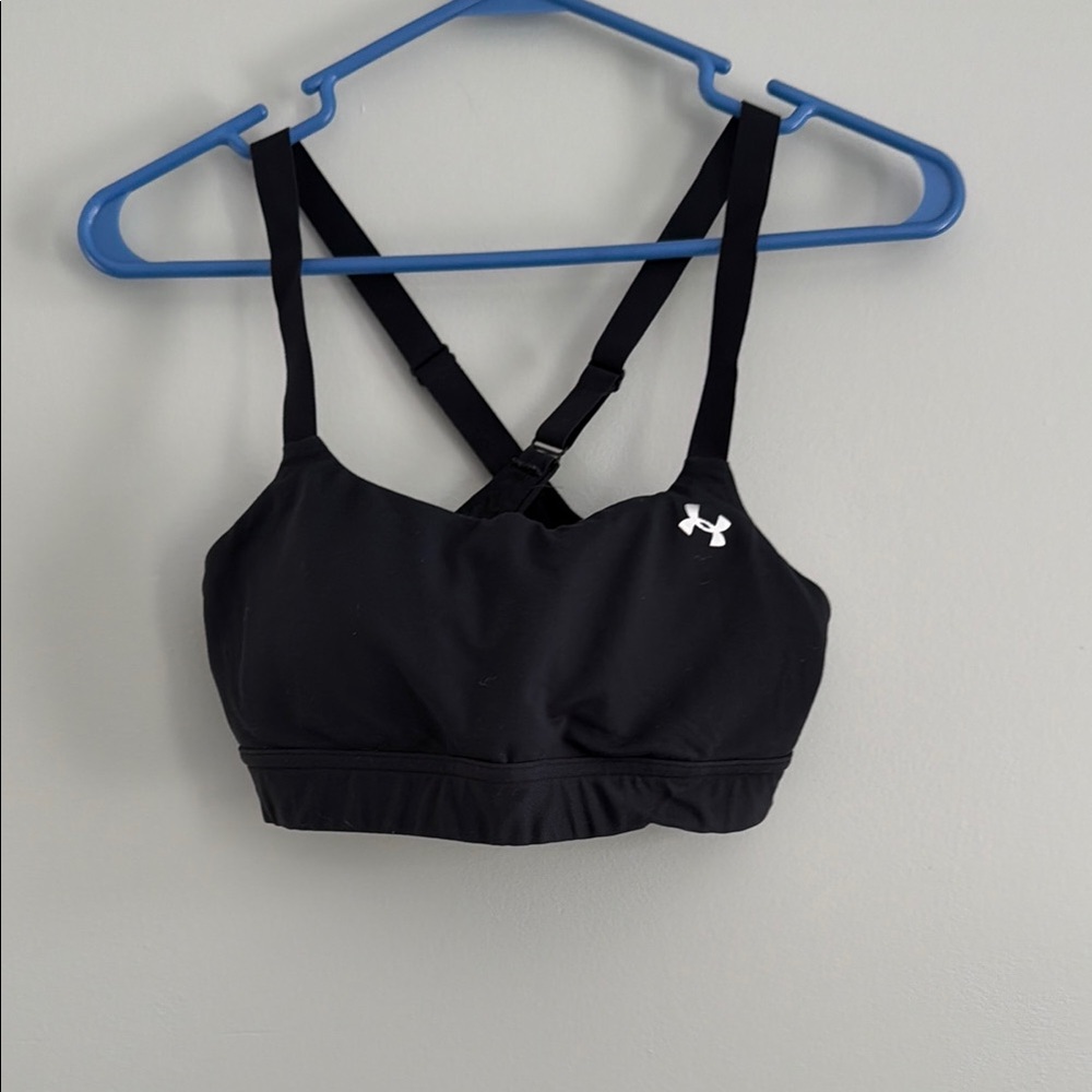 Under Armour Black Sports Bra with Crisscross Straps